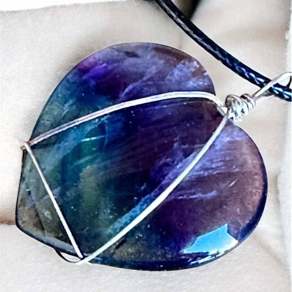 Artisan Handcrafted RAINBOW Fluorite Heart Pendant Necklace Tanzanite 5518 G